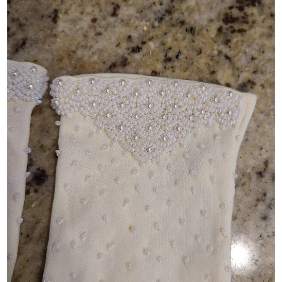 New? Vintage One Size Fits Cream Stretch Nylon Formal 8" Gloves Silver Tone Bead - Picture 5 of 16